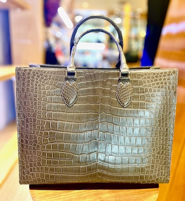 【本物新品保証】 クロコダイルバッグ｜44.オルビータ｜商品紹介｜帝国ホテル バッグ