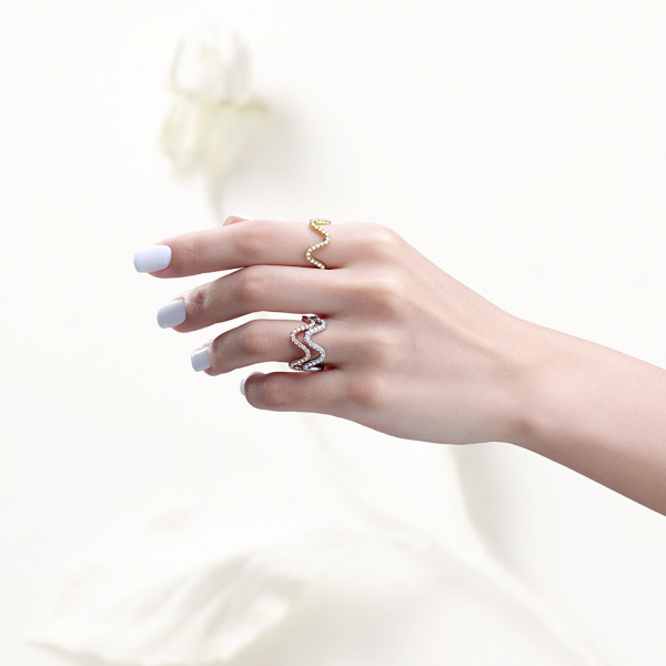 WAVE Ring｜24.ウエダジュエラー｜商品紹介｜帝国ホテルアーケード